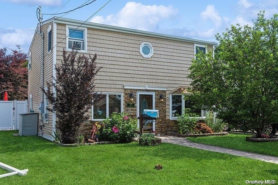 1st image of 107 Garfield Place