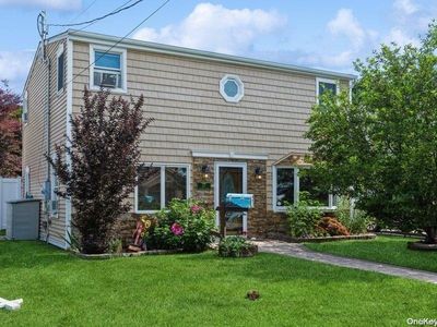 107 Garfield Place, Massapequa, NY, 11758