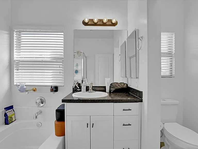 20402 Santa Ana Ave #15 — Photo 38