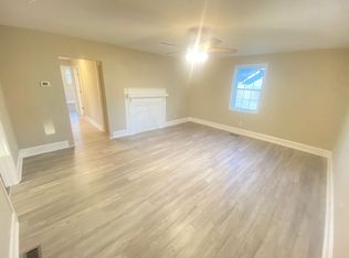 832 8th St, Statesville, NC 28677