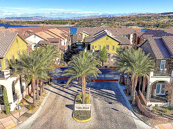 2nd image of 10 Corte Vita