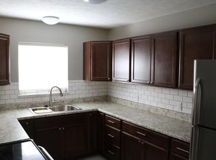 1109 Moorlands Dr #2, Saint Louis, MO 63117