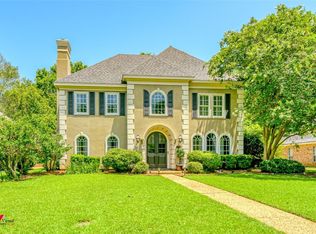 5712 Lake Side Dr, Bossier City, LA 71111