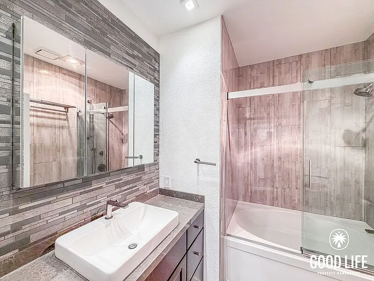 5875 Friars Rd #4410 — Photo 7
