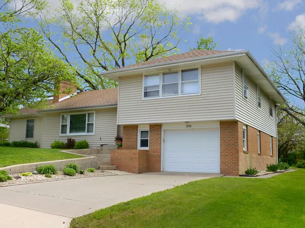 2506 Sunset Blvd, Ottawa, IL 61350