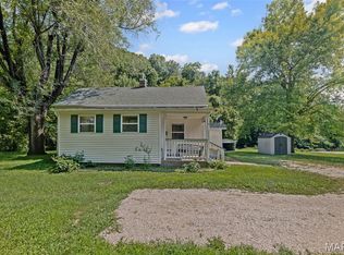 18 Henry St, Prairie Du Rocher, IL 62277