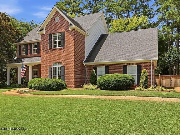 2nd image of 627 Wendover Way