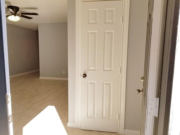2nd image of 5550 N Braeswood Blvd APT 62
