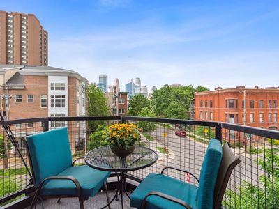 1800 Clinton Ave APT 301, Minneapolis, MN, 55404