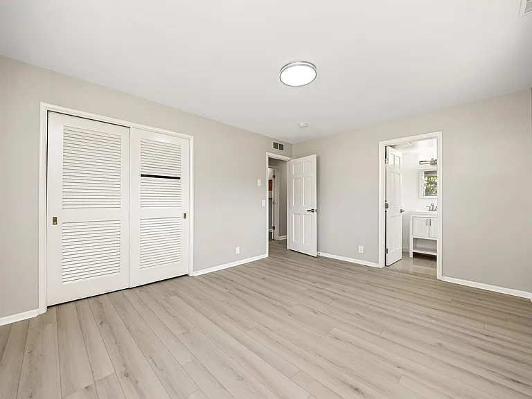 6096 Darramoor Rd — Photo 22
