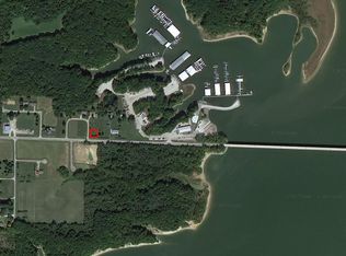 8 Grandview Hts, Findlay, IL 62534