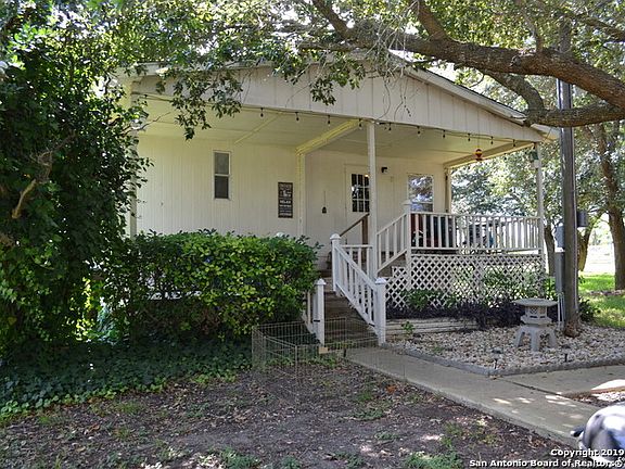 2nd image of 19015 County Road 5733