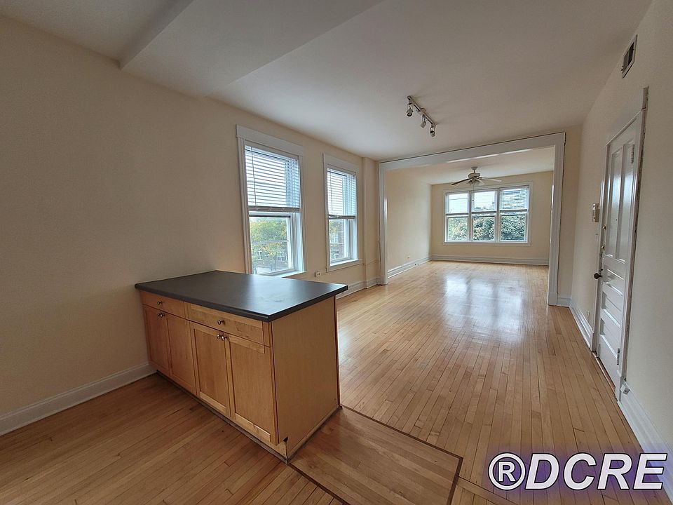 1st image of 1501 N Paulina St