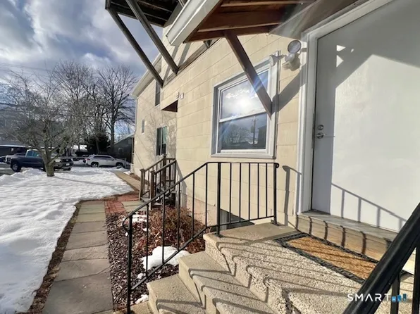 14 Sniffen St #3, Norwalk, CT 06851