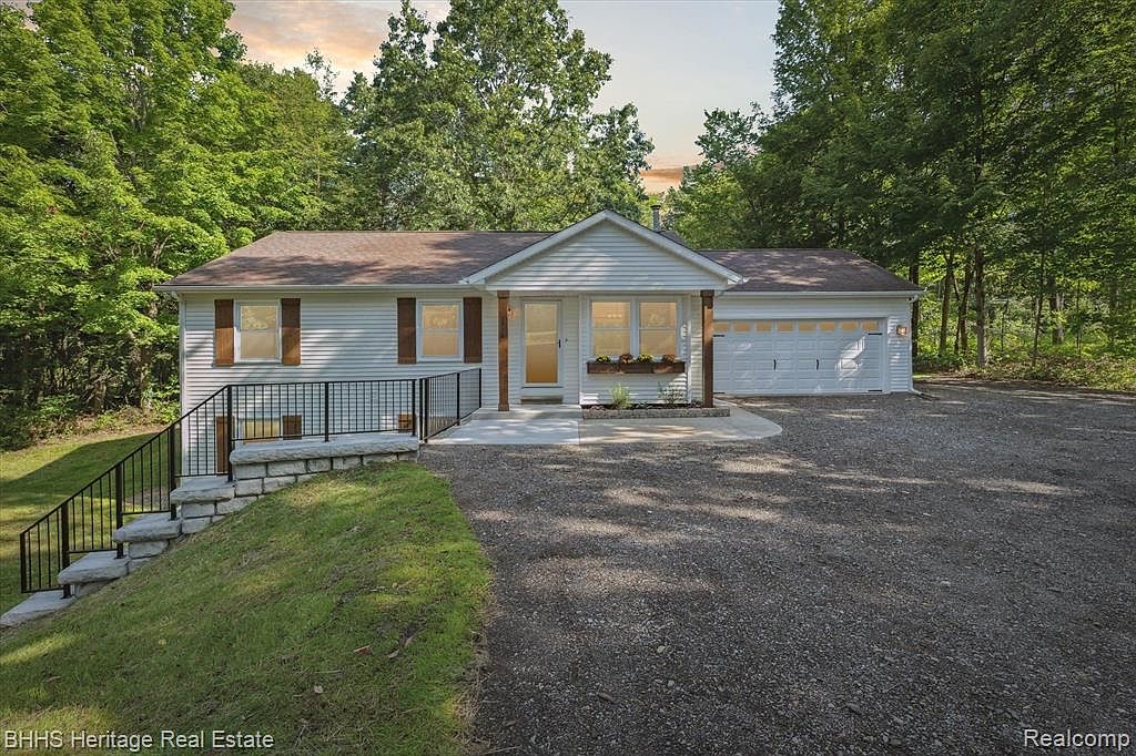 3778 Mason Rd, Howell, MI 48843 Zillow