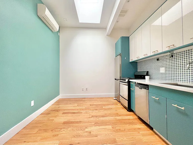 67 Central Ave #3A — Photo 2