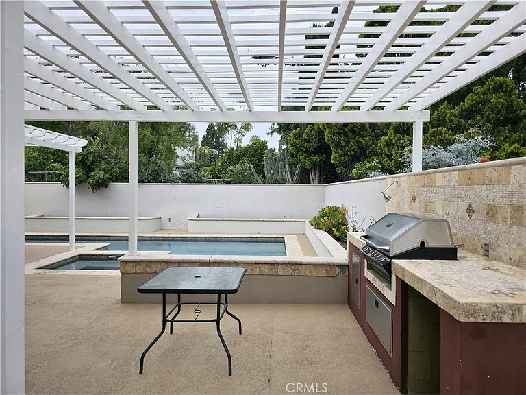 5339 Veloz Ave — Photo 32