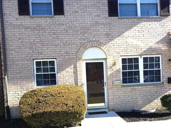 26 Forge Rd, Medford, NJ 08055