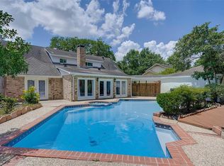 8522 De Moss Dr, Houston, TX 77036