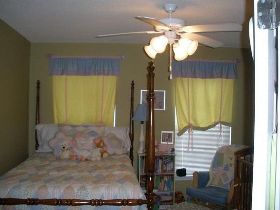 5th image of 3202 Perimeter Cir APT B