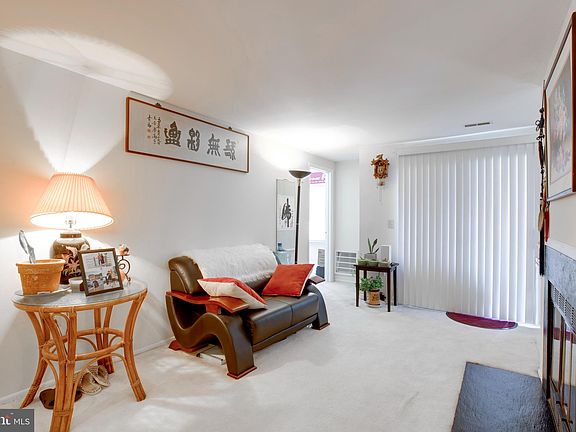 4th image of 18110 Chalet Dr #12-201