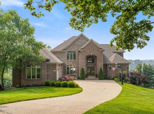 6600 Angus Ct, Crestwood, KY 40014