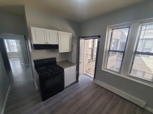 14 Abbotsford St, Dorchester, MA