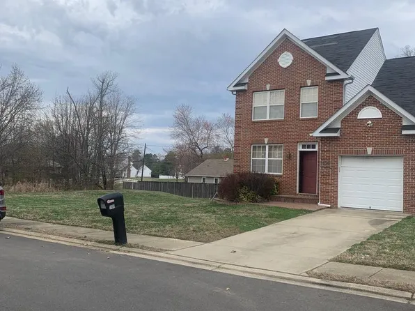 1100 Station Dr, La Plata, MD 20646