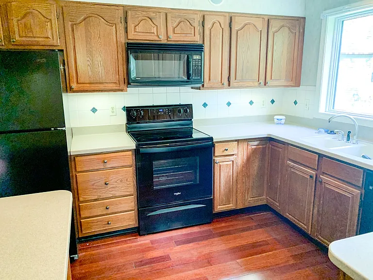304 Fairway Vlg — Photo 23