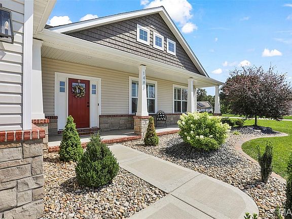 5th image of 1483 Guilford Pl