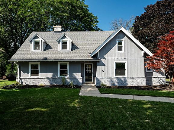 2nd image of 140 E Green Tree ROAD