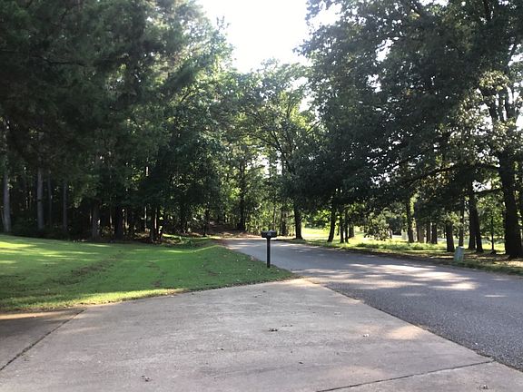 4th image of 106 Woodland Lake Dr