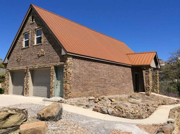 113 W Lake Dr, Lawton, OK 73557