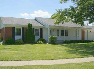 5507 Colonial Ln, South Bend, IN 46614