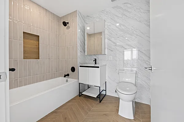 Rented by ERNY LLC | media 25