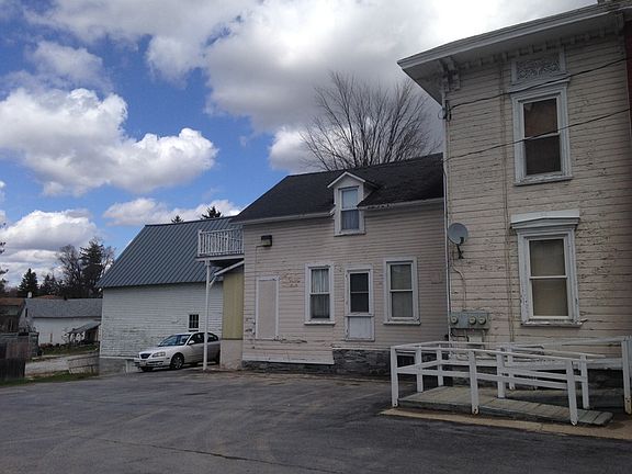 2nd image of 173 W Main St