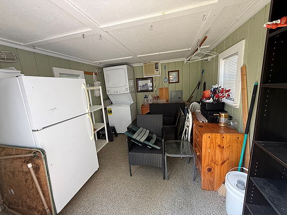 3rd image of 508 Vista Cir
