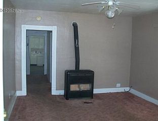 Living Room-Frnt Unit