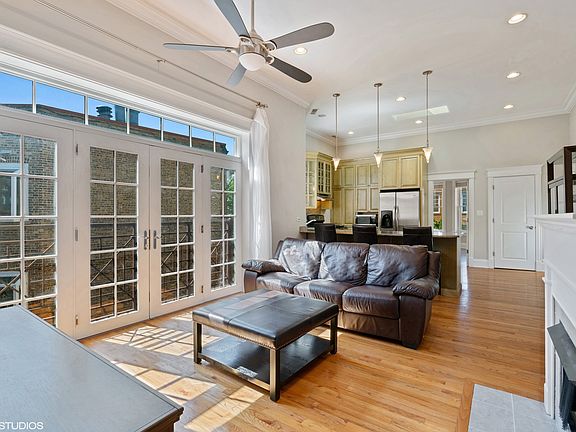 2nd image of 537 W Belmont Ave APT 3