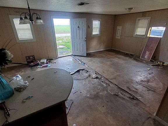 5th image of 520 Copper Rd
