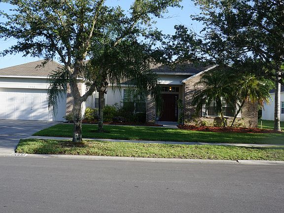 4th image of 2000 Derby Glen Dr