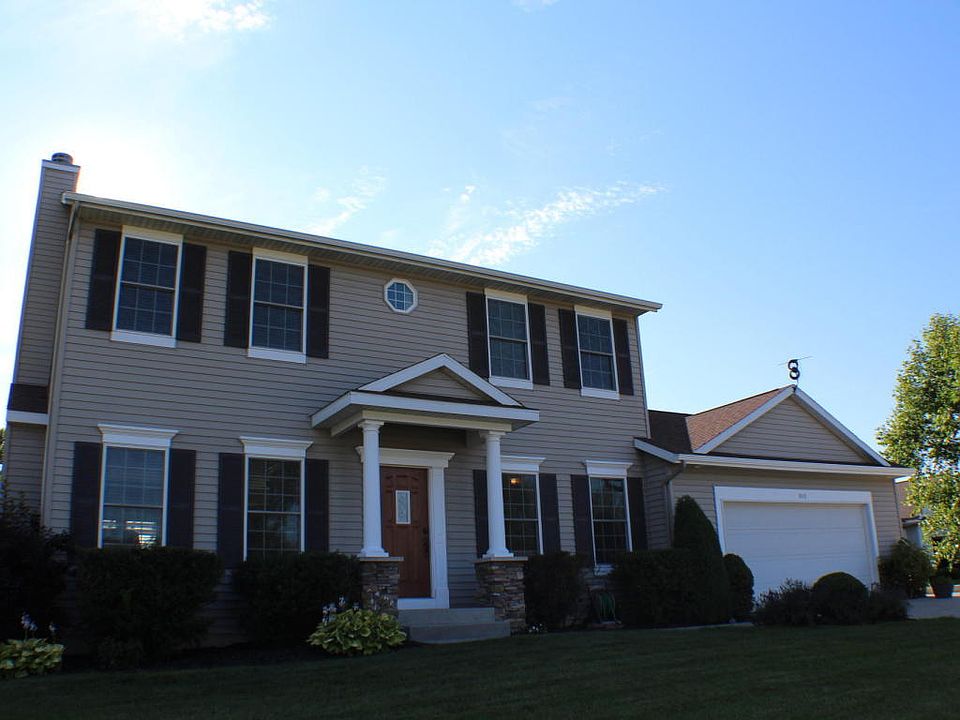 1st image of 843 Sunrise Ct NW