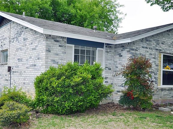 3rd image of 1000 Shenandoah Dr