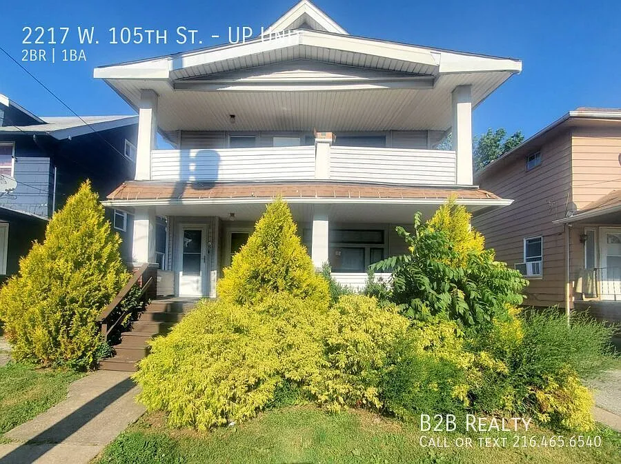 2217 W 105th St #UP