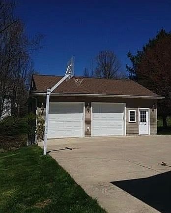 5th image of 3630 Longwood Dr