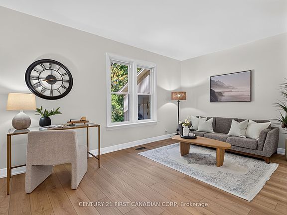 2nd image of 12 Charles St