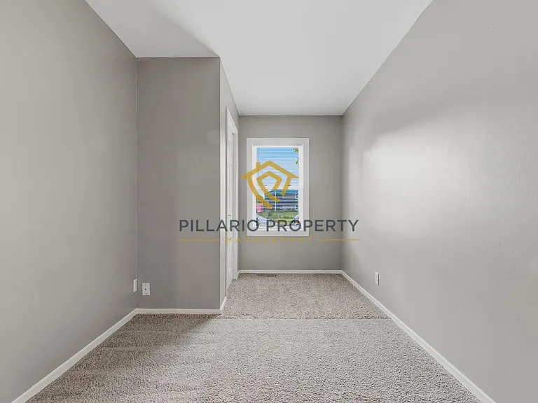 8315 Roy Rd — Photo 16