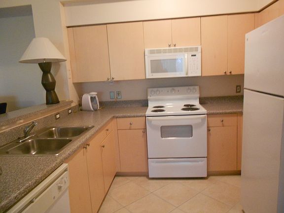 5th image of 1115 Reserve Ct APT 302