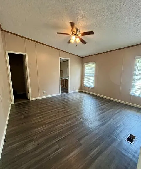 150 Oak Forest Dr — Photo 17