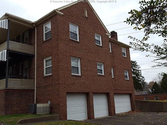 3rd image of 805 Somerset Dr